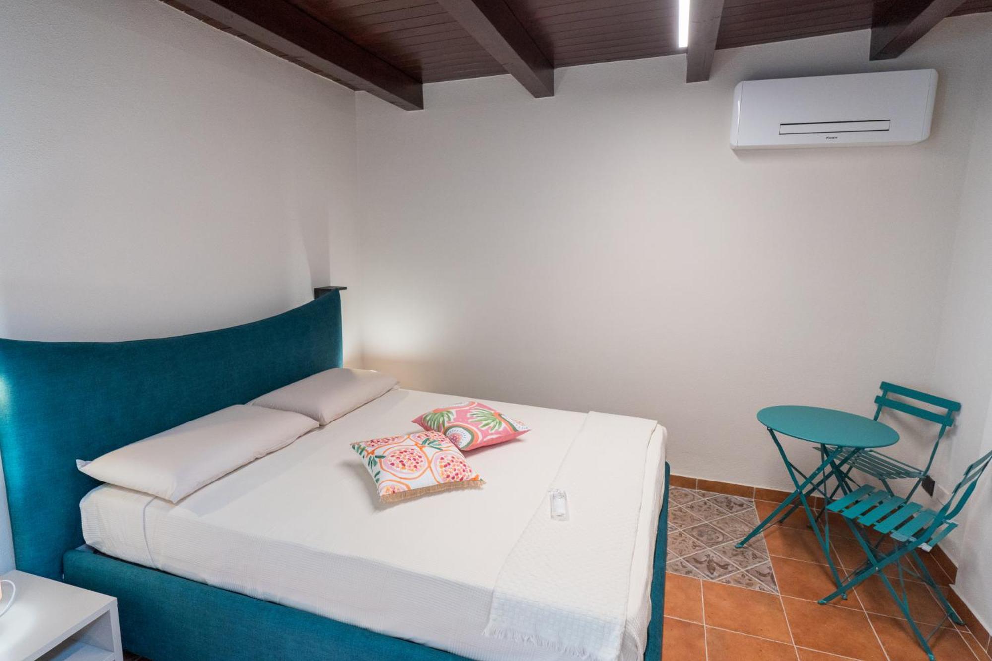 מילאצו B&B La Manica מראה חיצוני תמונה